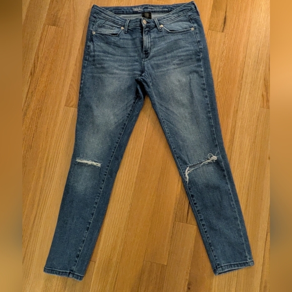 Mossimo denim blue ripped mid rise skinny jeans. Size 10, 30" - Picture 3 of 9